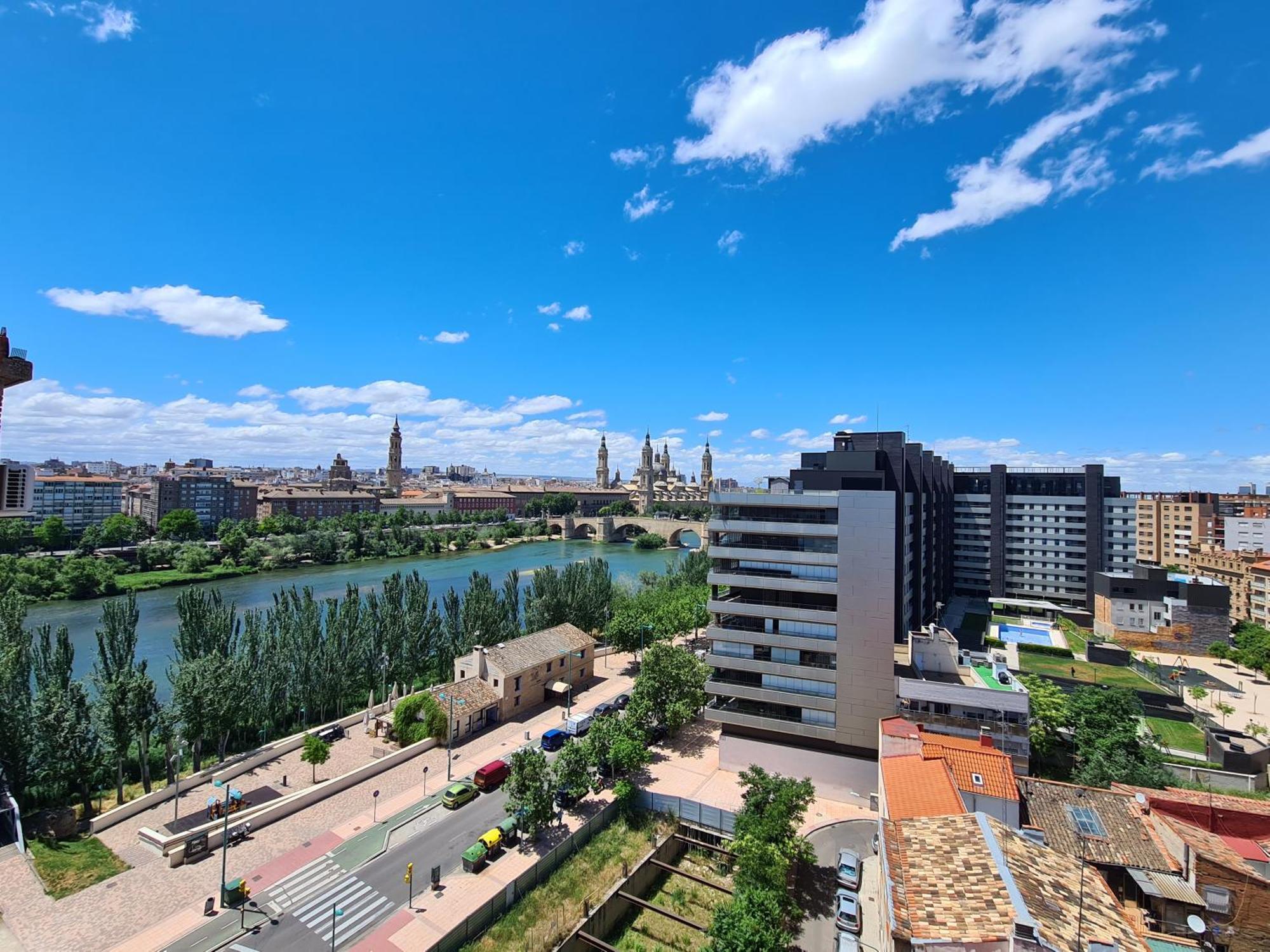 Апартаменти Dos Torres Ribera Play & Relax Con Jacuzzi Y Cine Сарагоса Екстер'єр фото